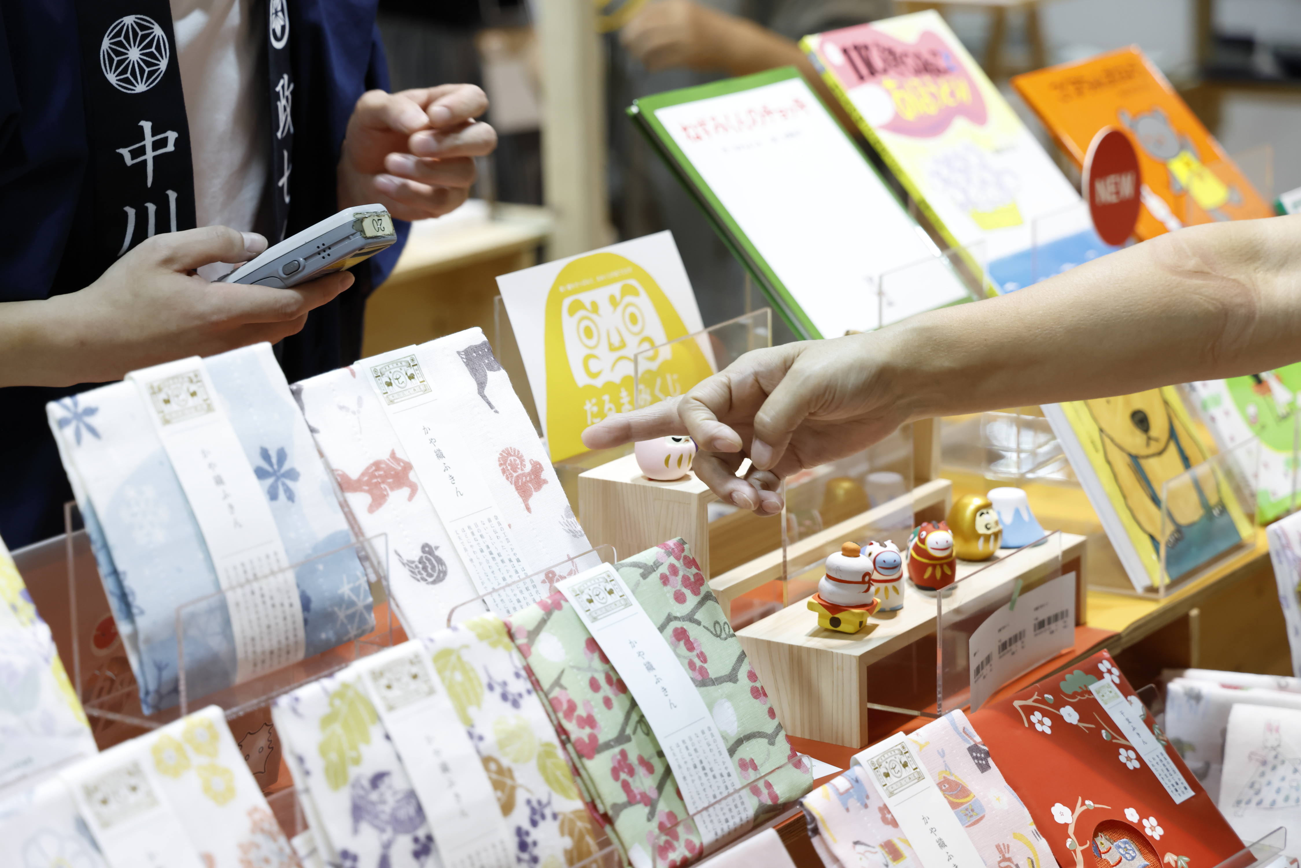 9/3-5に開催した合同展示会・大日本市にて、特に多くのご注文をいただいた柄をランキング形式でご紹介いたします。バイイングのご参考になれば幸いです。